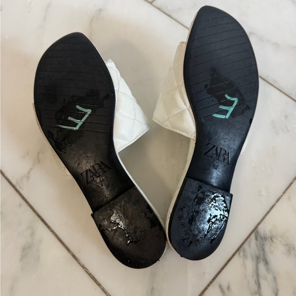 Zara Women’s euro 50 or US 9-9.5 White Quilted Vegan Leather Flat Slide Sandals - Picture 5 of 7